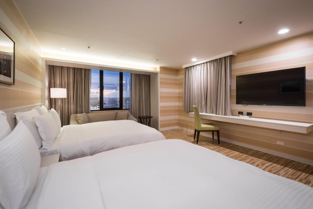 Wemeet Hotel Pingtung Ngoại thất bức ảnh