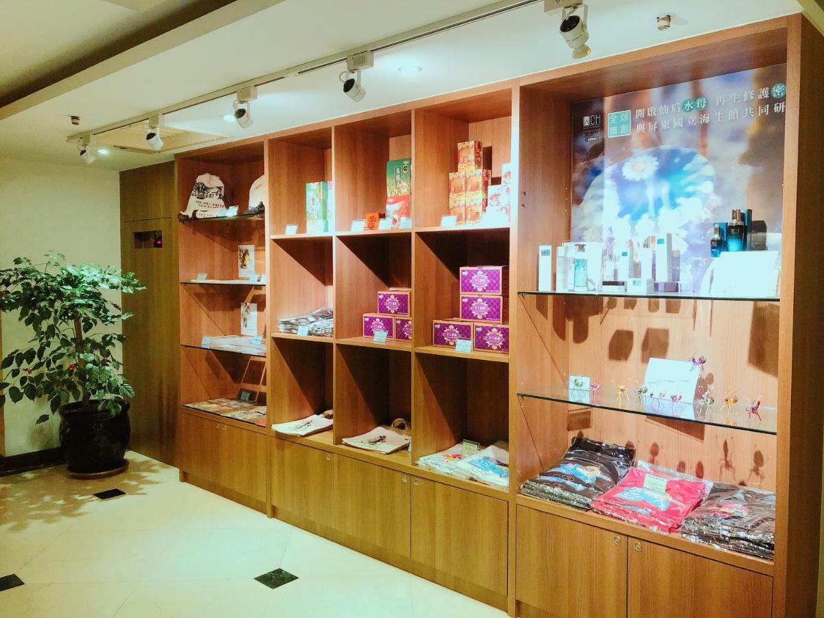 Wemeet Hotel Pingtung Ngoại thất bức ảnh