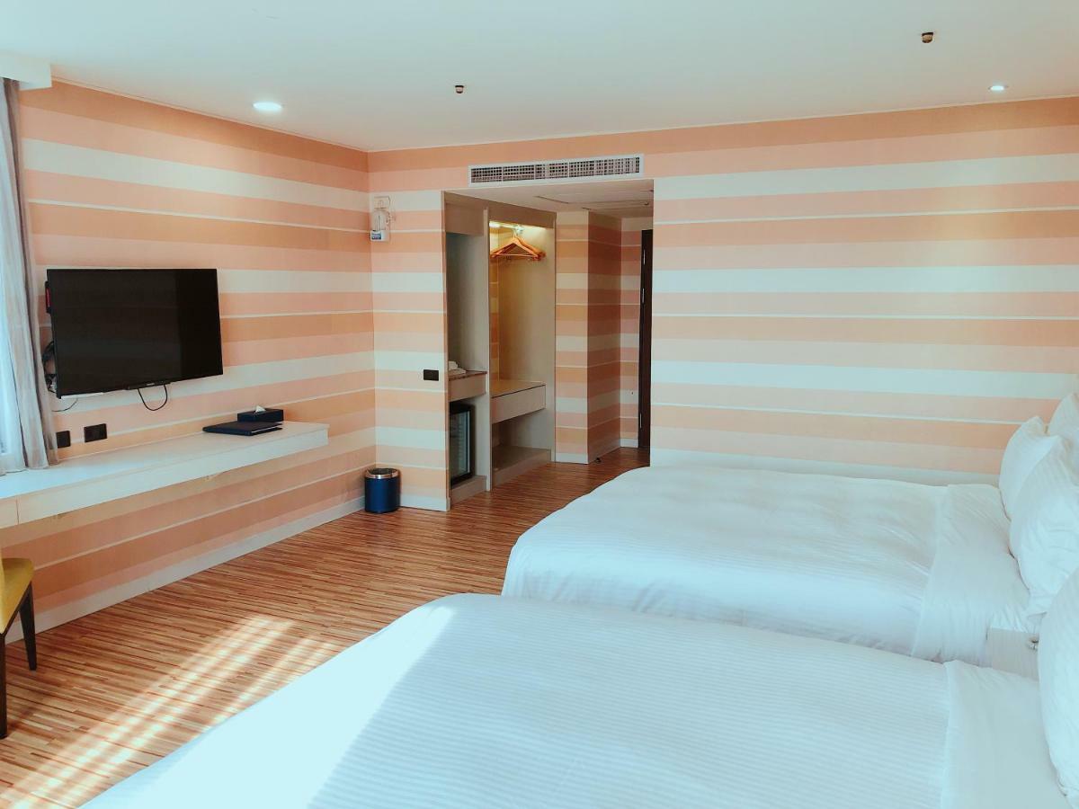 Wemeet Hotel Pingtung Ngoại thất bức ảnh