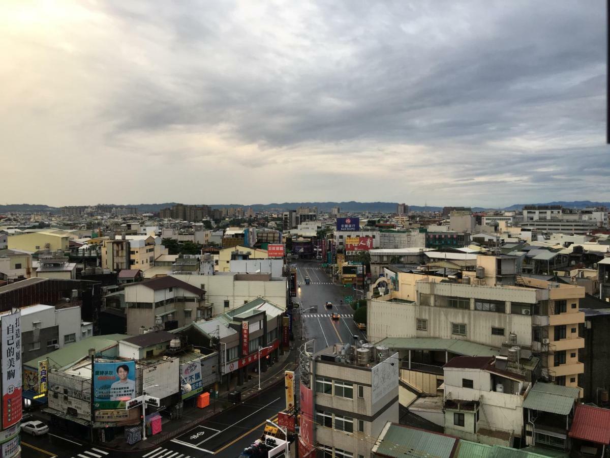 Wemeet Hotel Pingtung Ngoại thất bức ảnh