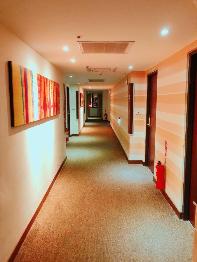 Wemeet Hotel Pingtung Ngoại thất bức ảnh