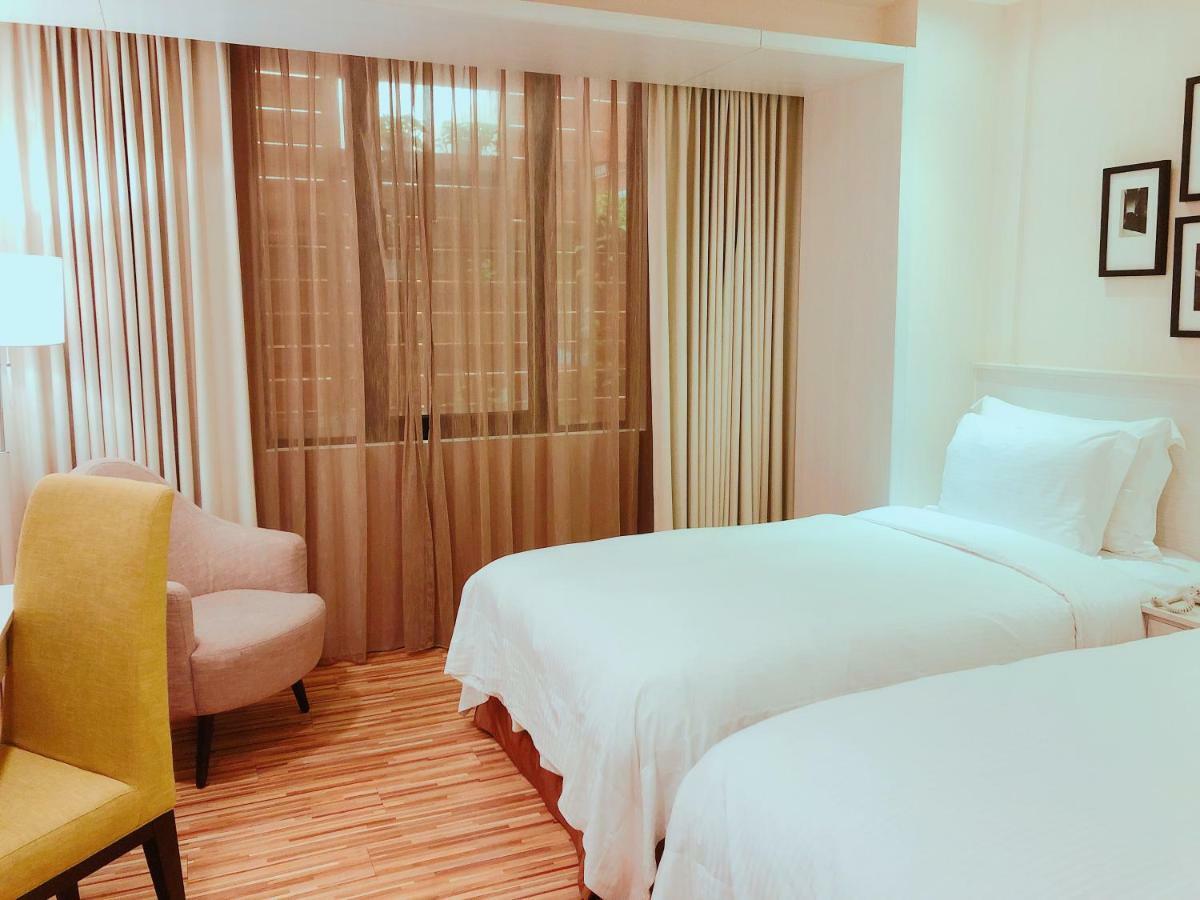 Wemeet Hotel Pingtung Ngoại thất bức ảnh