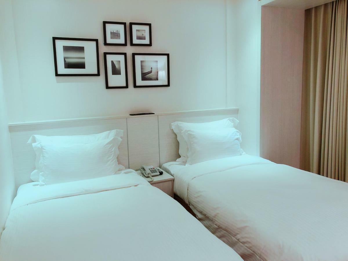 Wemeet Hotel Pingtung Ngoại thất bức ảnh