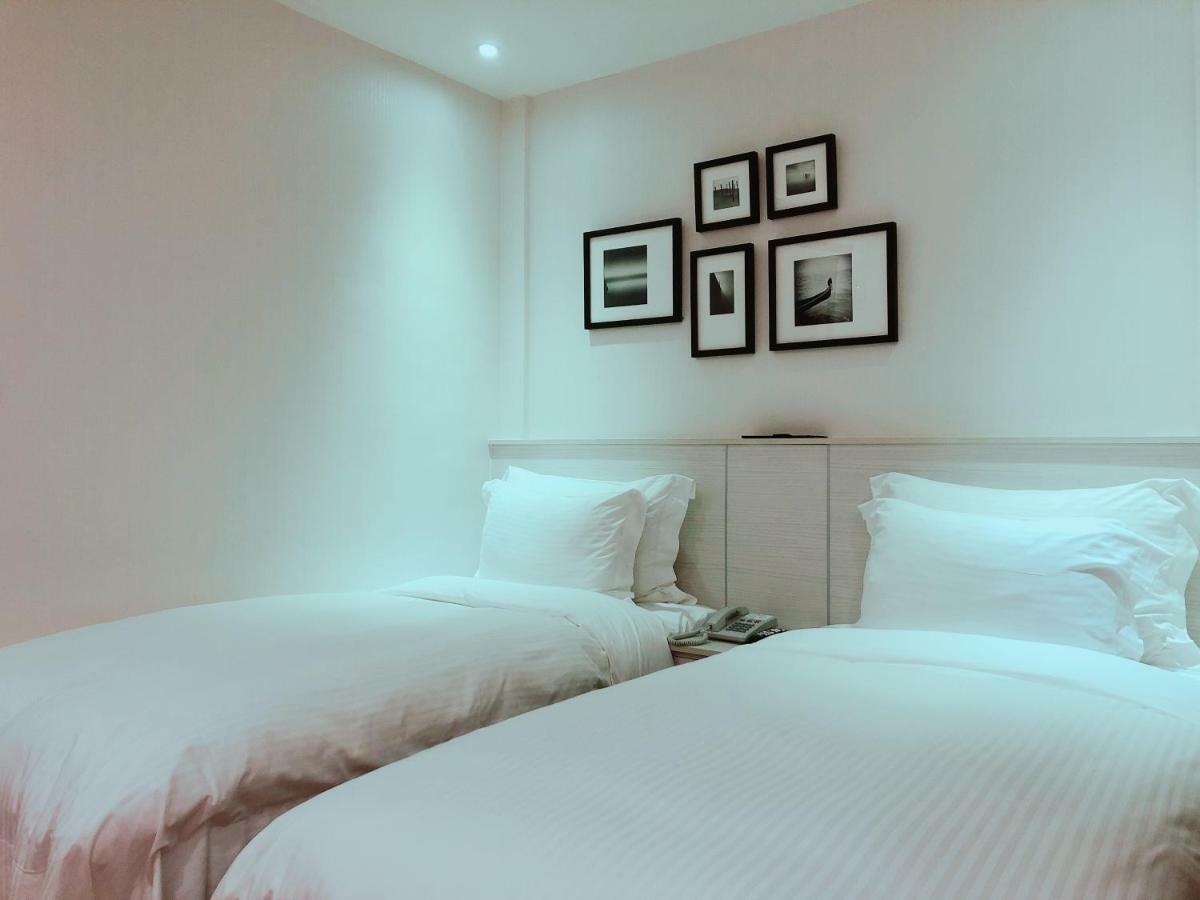 Wemeet Hotel Pingtung Ngoại thất bức ảnh